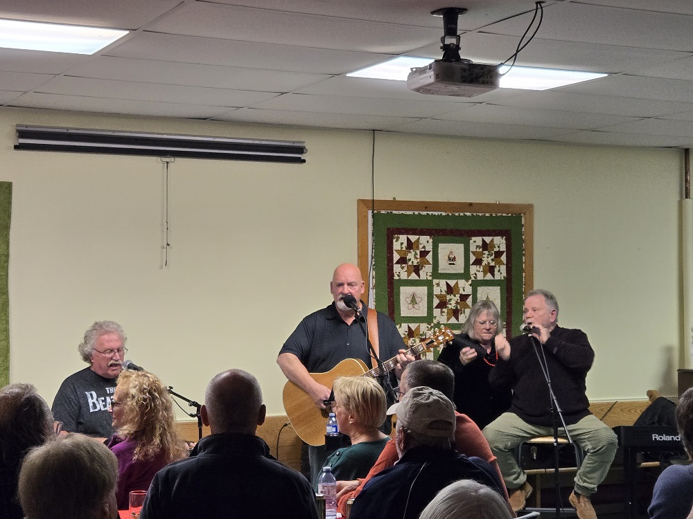On Wednesday, December 4th, a social evening was held in St. Luke's Parish Hall, sponsored by the Outreach Mission Group and organized by Clair MacInnis. Admission was by donation with all proceeds going to the Hubbards Food Bank. There was also a silent auction of donated items with those proceeds going to other outreach projects. Great music was provided by Peter Grant and friends, Shaun Richards, Mike Purdy, Gloria Butler and Glenda Joy who gave generously of their time and talent. A great time was had by everyone in the capacity crowd.